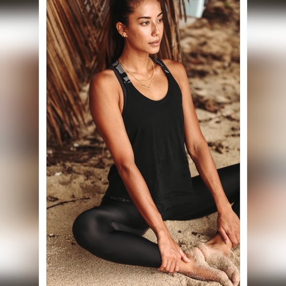 MAHIKU Aloha T Back Tank- XS - Picture 4 of 6